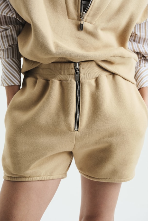 BERMUDA MOLETOM ZÍPER - BEGE