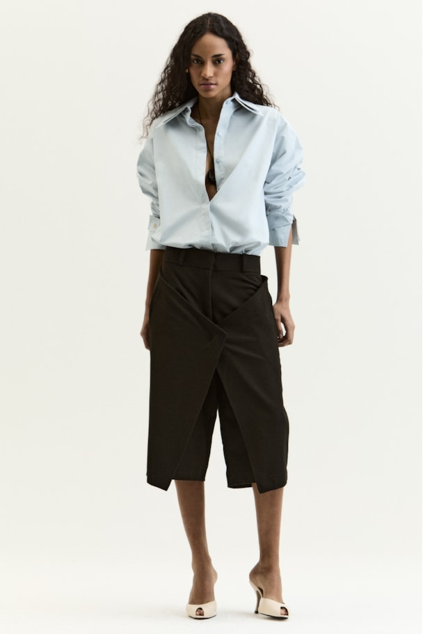 BERMUDA SAIA LÍNEA - PRETO