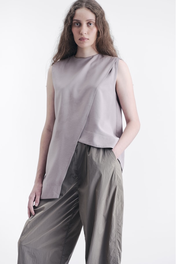 BLUSA ASSIMÉTRICA TWILL - CINZA AÇO