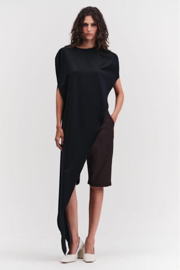BLUSA CAPA ÉLAN - PRETO