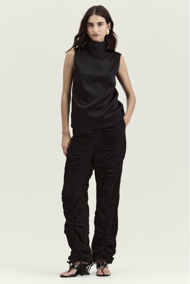 BLUSA GOLA SOIE - PRETO