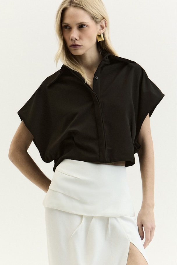 BLUSA LÍNEA - PRETO
