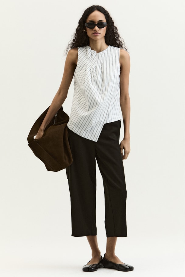 BLUSA NOX - LISTRA OFF/PRETO