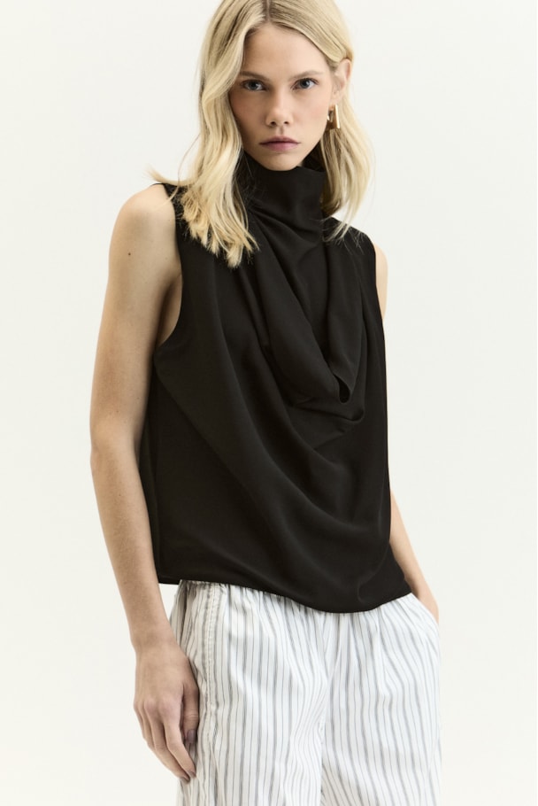 BLUSA TÉON - PRETO