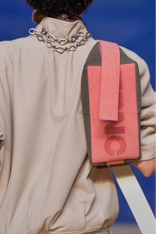 BOLSA CORA - GRAFITE/ ROSA