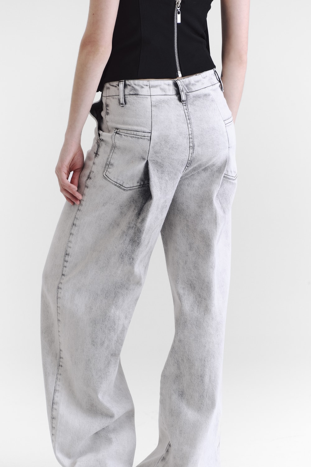 image_569d5bfe-43ff-49af-b061-abf8cb764309