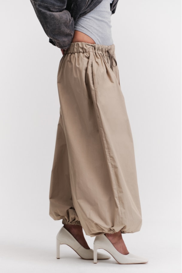 CALÇA OFF FORM - KHAKI