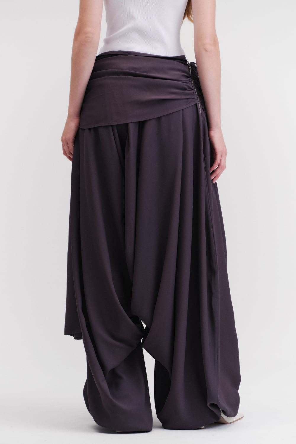 CALÇA TAHL - CINZA CHUMBO