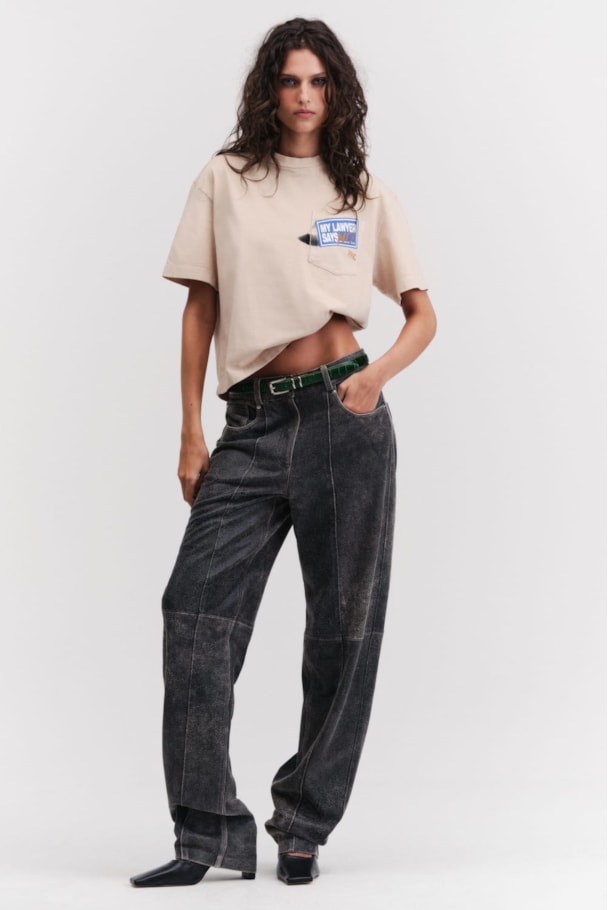 CAMISETA BOXY LAWYER - CRU