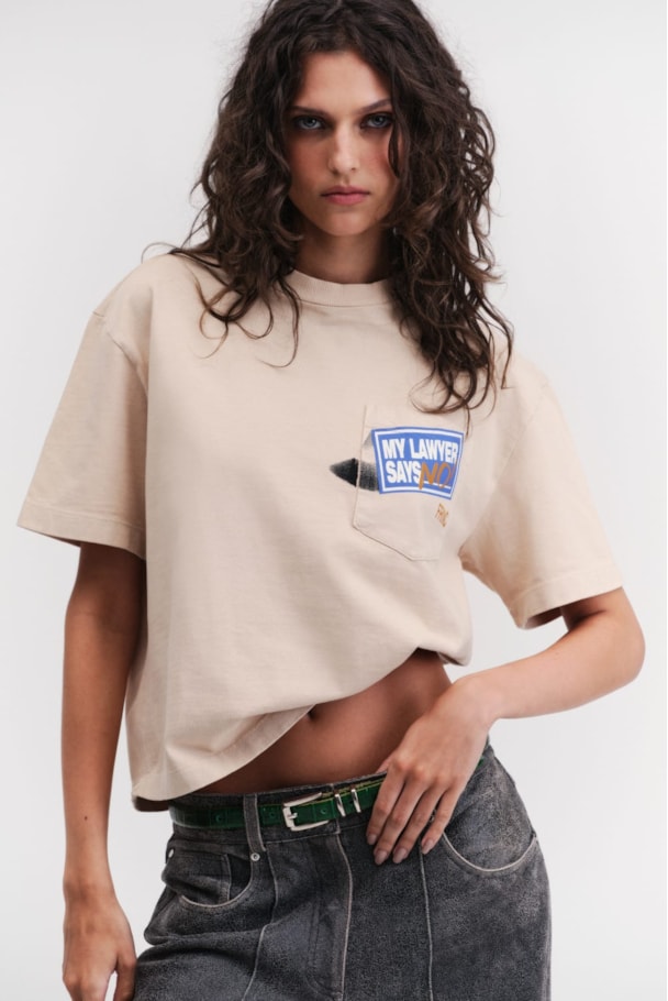 CAMISETA BOXY LAWYER - CRU