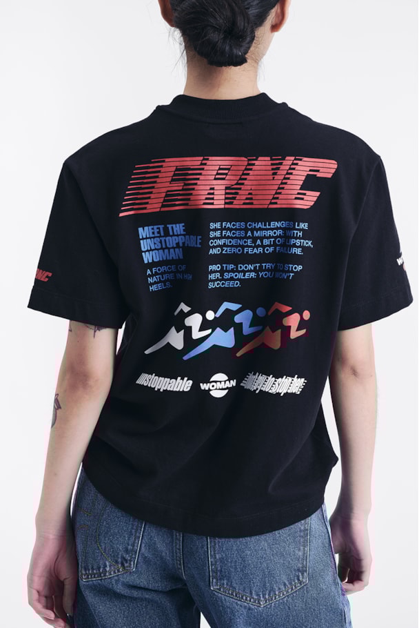 CAMISETA MANGA CURTA UNSTOPPABLE - PRETO