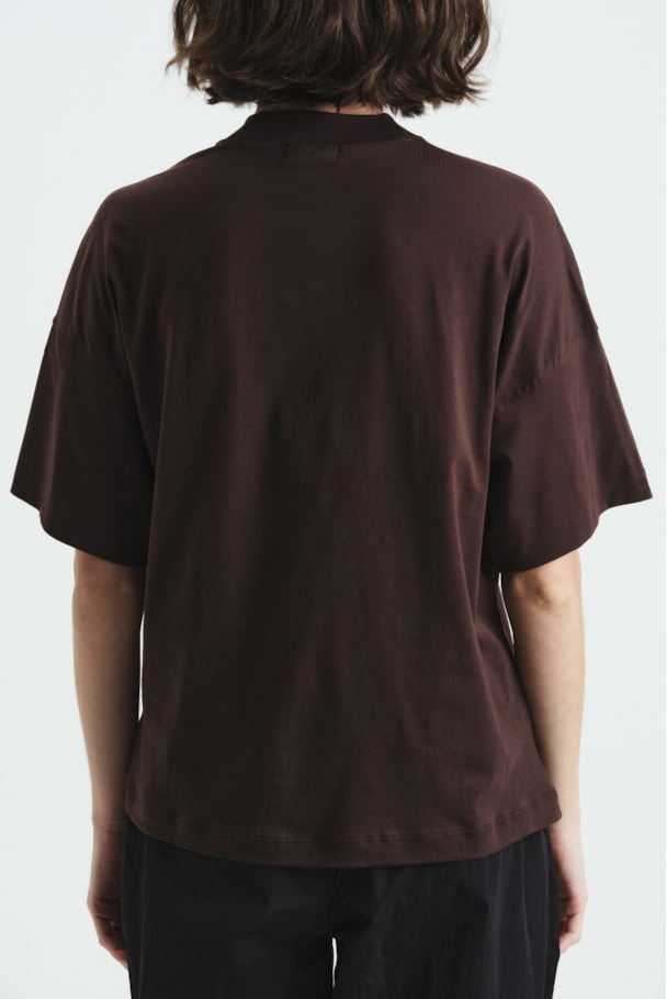 CAMISETA MANGA DUPLA PIMA - MARROM