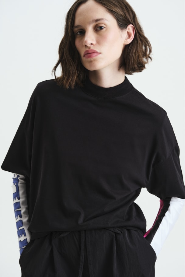 CAMISETA MANGA DUPLA PIMA - PRETO
