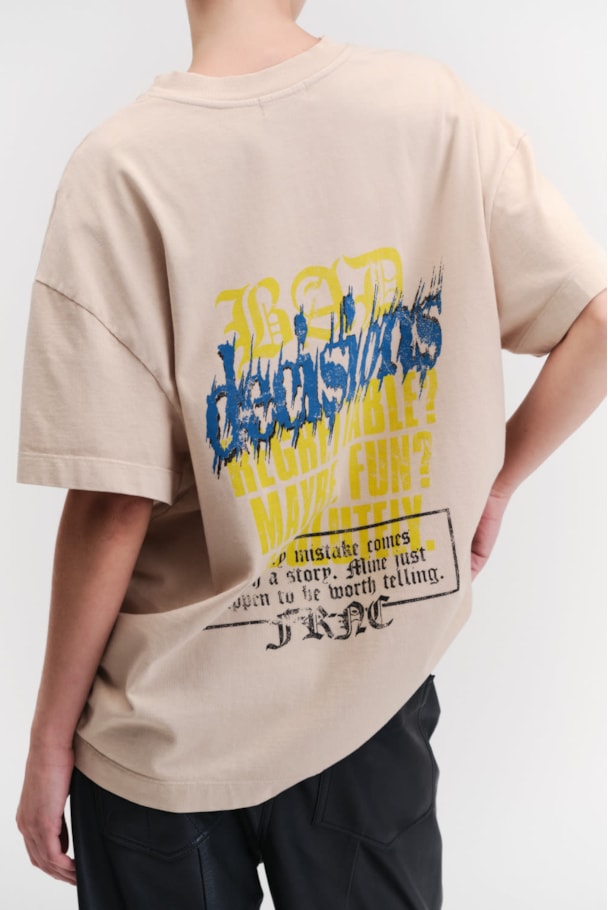 CAMISETA MAX BAD - CRU