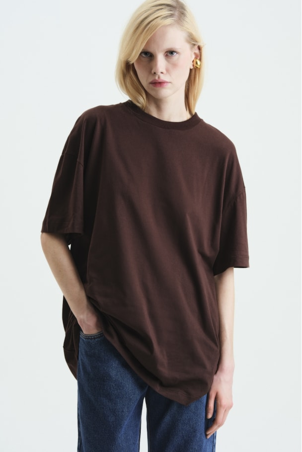 CAMISETA MAX - MARROM