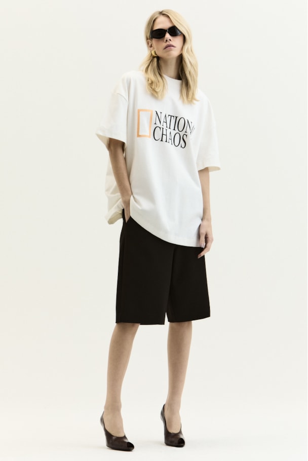 CAMISETA NATIONAL CHAOS - OFF WHITE