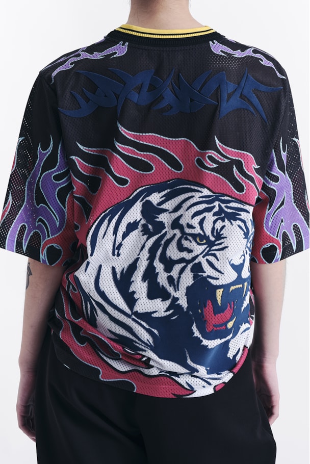 CAMISETA TOXIC - PRETO