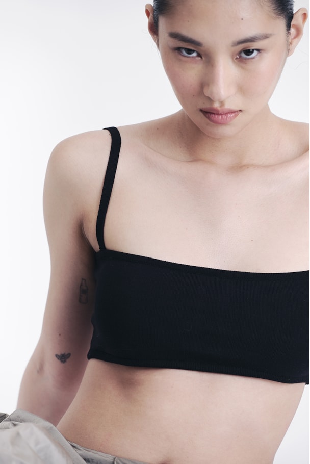 TOP TRICOT TUBULAR - PRETO