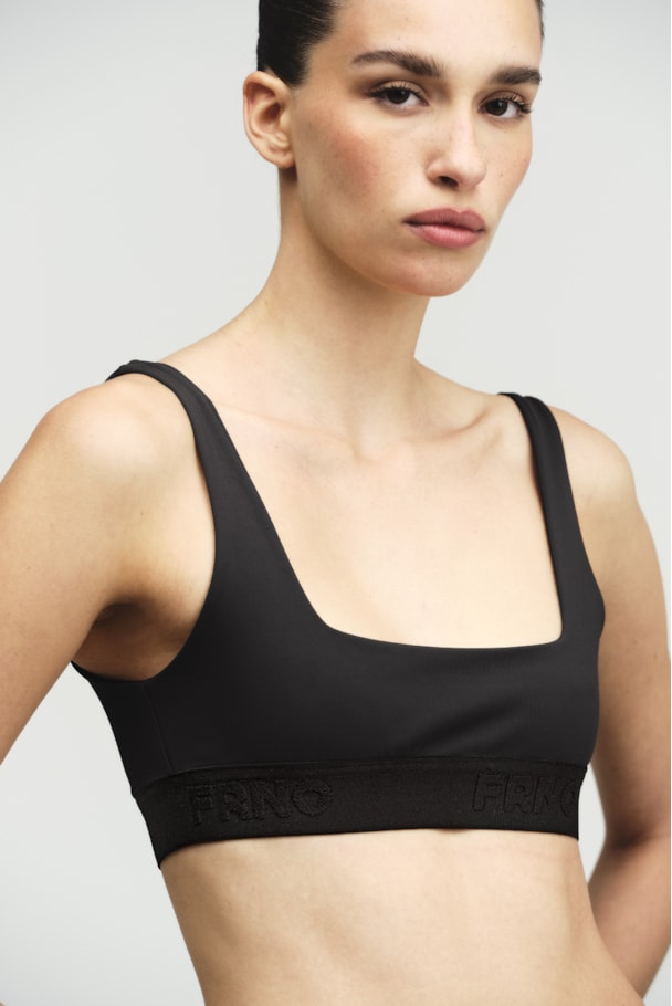 TOP VON - PRETO