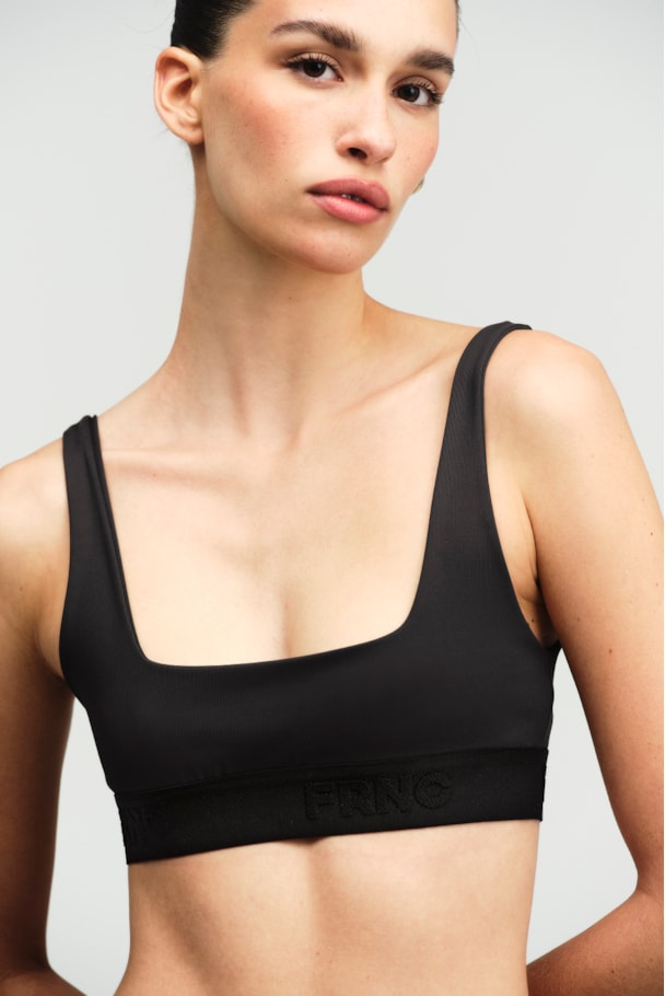 TOP VON - PRETO