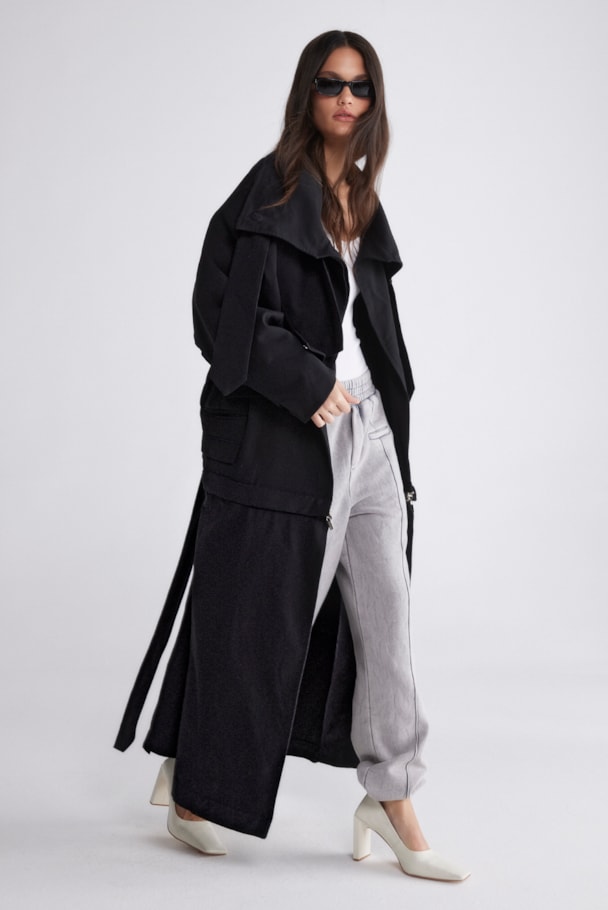 TRENCH COAT TRAÇO - PRETO